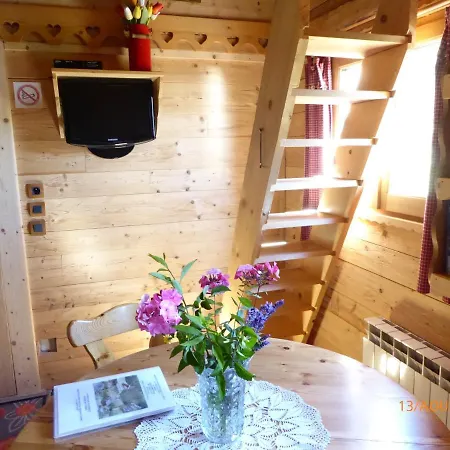 Fleur Des Neiges Chalet